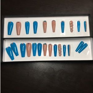 24 pc press on nails